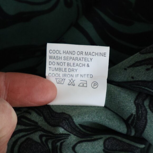 Pasha Blouse/Dress - Size M - Emerald and Black Long Blouse - Button-Up Blouse - Picture 13 of 13